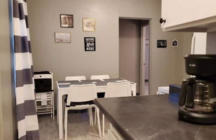 Cozy Cottages across from the Food Trucks of Aloha mall - Foto 19