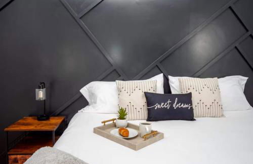 Jennifer's Stylish & Modern Broadway Getaway - Foto 1