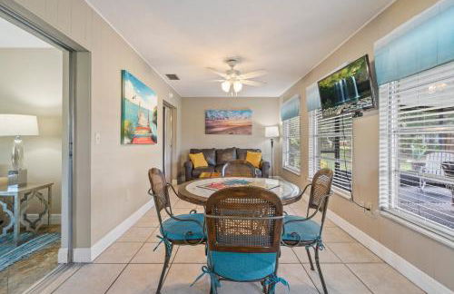Sunny Cottage with lanai and garage, only 4 miles from Siesta Key - Foto 22