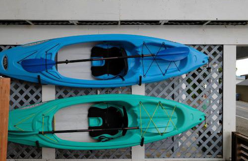 Hood Canal Escape- upscale meets the rocky shores! - Foto 28