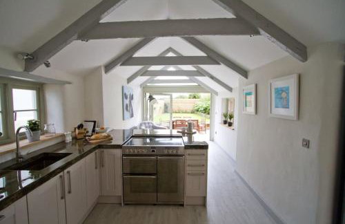 Barnwell Cottage *Stunning Cornish Cottage* Oozing Charm + Comfort - Foto 15