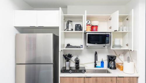 Centrally Located 1BR with King Bed Near Brickell, Airport Downtown and Wynwood - Foto 3