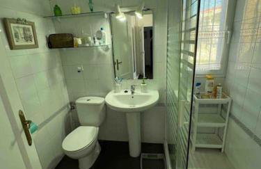 Chalet con piscina privada, parking y zona BBQ - Foto 47