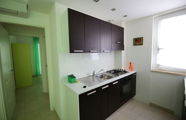 Apartment 20 Meters From The Sea 7 Beds With Small Sea View - Foto 13