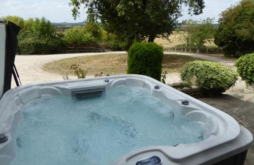 Arden Hill Farmhouse - Hot Tub, Snooker Table, Sleeps 16 - Foto 25