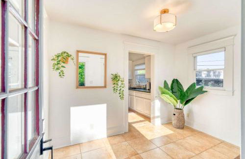 Stay Portland - Cute & Charming Portland Home 91 WalkScore - Photo 11