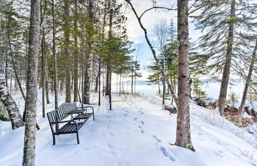 Waterfront Lake Superior Cabin Fire Pit and More! - Foto 31