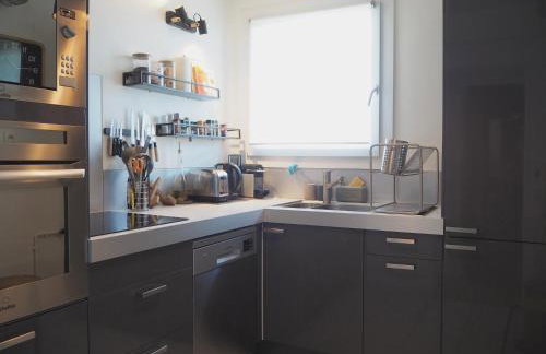 T2 style industriel avec balcon - Foto 7