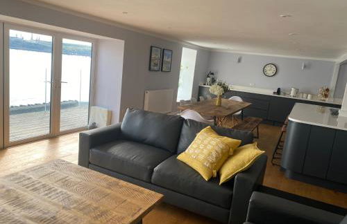 Contemporary living with amazing views. Pembrokeshire - Foto 2