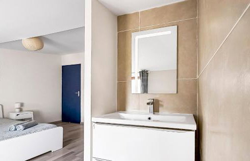 Chez Léna - T2 Cosy & Equipé - Proche Cité médiévale - Foto 17