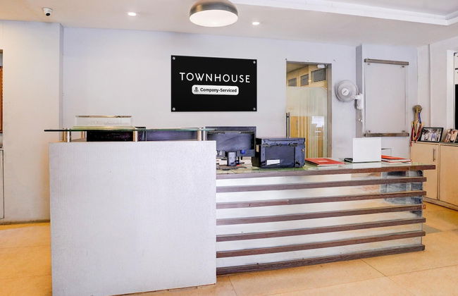 Elegant Stays at The Unicontinental Khar Mumbai - Foto 5