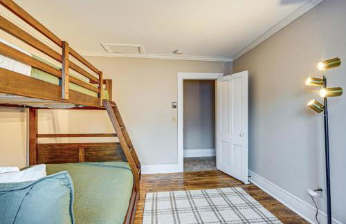 Stay and Play in Ellicottville Village! Home with Deck - Foto 21