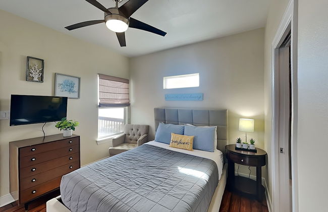 Surfside Sunshine - Photo 3