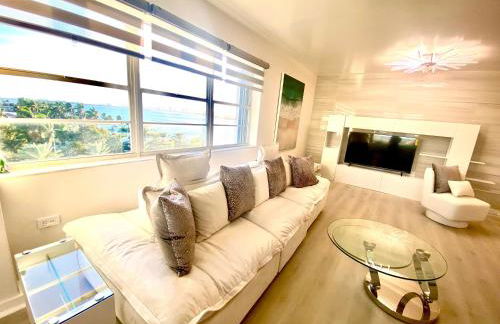 Panoramic luxurious waterfront one bedroom apartment with Miami skyline view Free parking 5min drive to Miami Beach - Foto 11