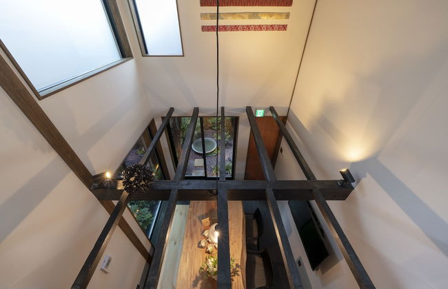 Hinaya Higashiyama - Photo 2