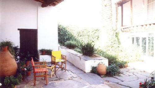 Posada de Amonaria - Foto 1