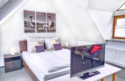 Early Year Deal - 150 qm Fachwerkhaus mit Heimkino & Privat-Sauna & Pool - Photo 27