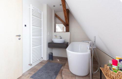 Maisonette Wohnung mit Blick über die Stadt - Foto 24