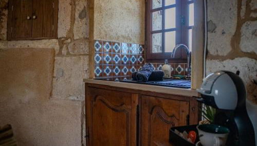 Moulin à vent restauré et classé meublé de tourisme - Foto 2, stove