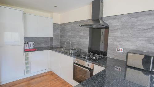 Stylish Modern Newly Built Apartment 15 min From City Centre - Foto 3