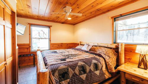 Ski Chalet w-Hot Tub, Only 3 min to Sunday River ski lifts! - Foto 4