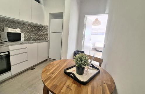 Bella Sunset Holidays - 3 min da Praia da Mareta - Foto 7