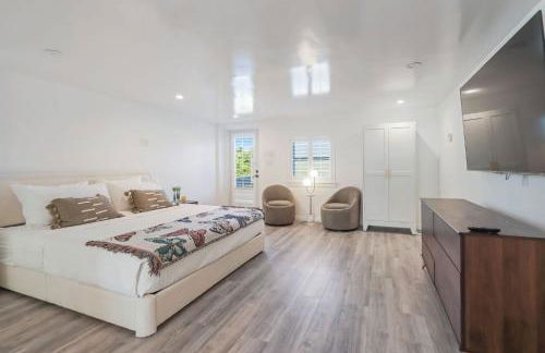 Solara: Waterfront Estate, Pool, Dock, Private Guest Suite - Foto 75