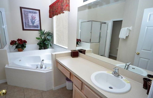 Huge 6-bed Emerald Is Resort- Elite Vacation Homes - Photo 19