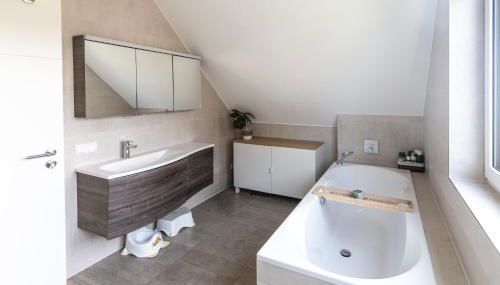 Ferienhaus Thiele - Familienglück mit Garten - Kamin - Sauna - Pool - Foto 3