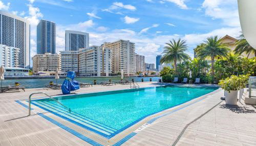 BeachWalk Resort - VIP TOWER - OCEANVIEW UNIT 3 BEDROOM & 3 BATHROOM - Foto 5, sunbed