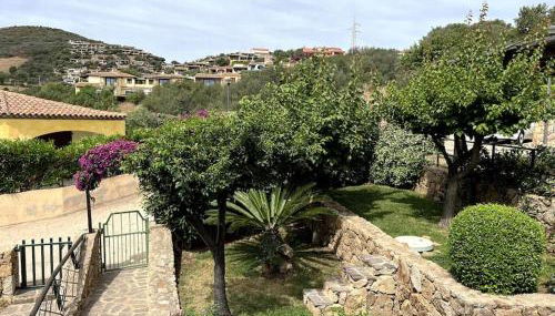 Casa Souad, a cheerful and charming beach view 2 bedroom house and free parking - Foto 4, Garden