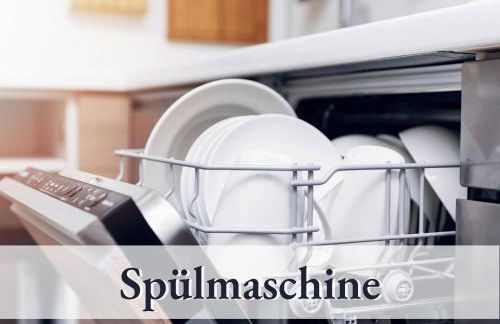 Ferienhaus Petra - Großzügige Ferienwohnungen in bester Bodenseelage l 1 Minute zum Bodensee l 7 Ferienwohnungen l Vollausgestattete Küchen l Gratis-WLAN l Gratis Parkplätze l Mitten auf der Mettnau - Photo 57