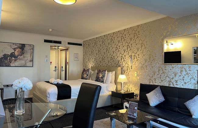 Sydney Hyde Park Paxsafe Apartments - Photo 46