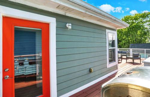 Fountain Square Gem with Rooftop Patio & Fire Pit- Family Friendly - Foto 36