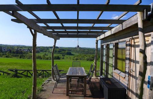 Vacation home with a view of nature, home theater, fireplace - Foto 17