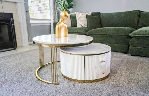 Modern Comfort Loves Park - Stylish 3BR Getaway - Foto 13