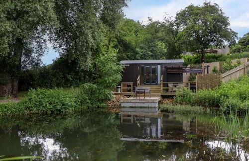 The Shepherds Hut at Bridge Lake Farm & Fishery - Foto 1