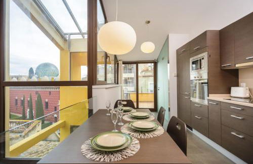 Apartamento ático enfrente del Museo Dalí - Foto 19