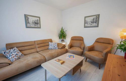 Entire 4-Bed House & Parking, Steps from ICC & Utilita Arena Birmingham & Broad Street - Photo 20