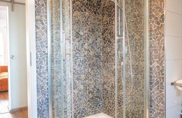 GreenTreeHomes - Penthouse Oak - Photo 19