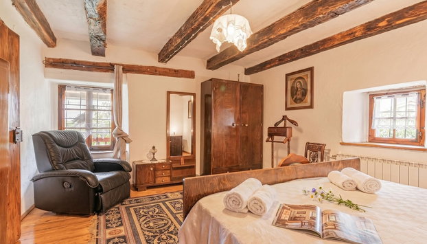Luin Country House Near Stanjel - Photo 3, Chambre