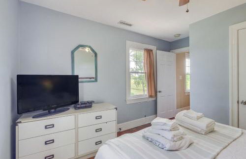 Pet-Friendly Home with Gazebo Minutes to Beach! - Foto 13