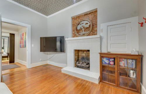 Cozy and Modern Norcross Hideaway with Covered Porches - Foto 5