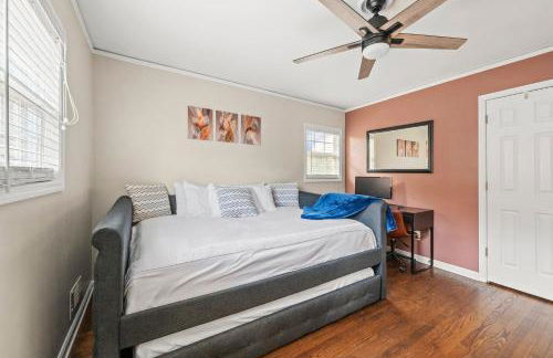 The Rhitreat, 2BR, 10 Min to Downtown & Airport - Foto 15