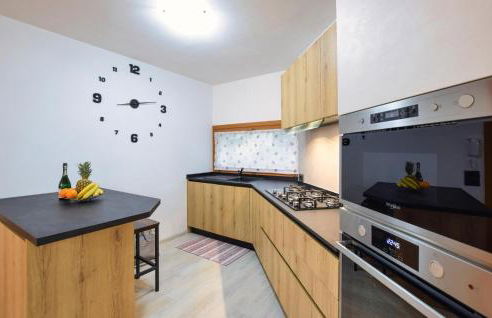 2 Bedroom Cozy Apartment In Lamon - Foto 15