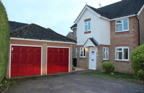 ELY House with FREE private parking - Photo 20