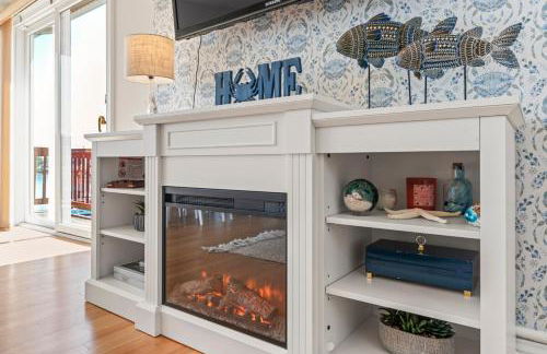 Waterfront Getaway - Dock UR Boat & Walk to Beach - Foto 5