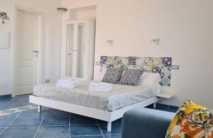 The little tower of Minuta - Photo 13