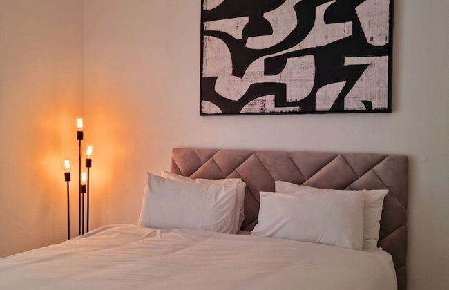 The Island Club by Smart City Stays - Photo 14