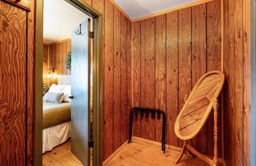 Stylish Cozy Cabin Retreat in Munds Park - Foto 25